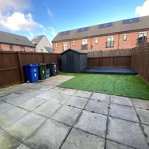 https://heartswood-home-modern-3-bedroom-double-driveway.yorkshirehotels.net