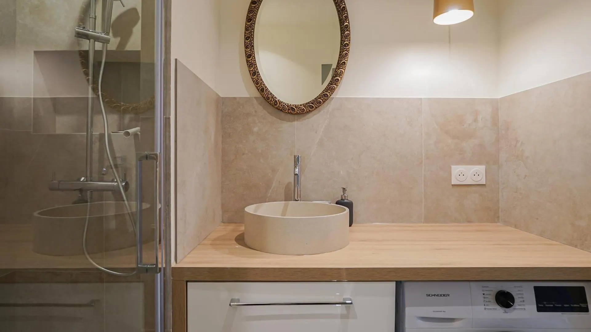 Apartment Appartement Moderne Et Chic Proche Tour Eiffel Paris